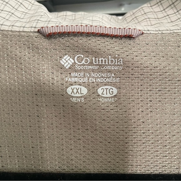 Columbia Men's Lightweight Button Up Shirt Lightweight Tan/Green Size XXL - Picture 5 of 7